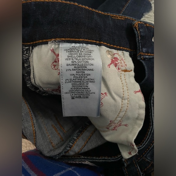 True Religion Mid Rise Capri - Picture 7 of 7